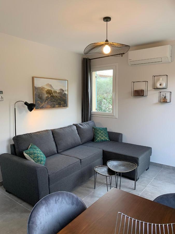 Holiday home Le Cabanon De Livia Avec Piscine Privee Cucuron