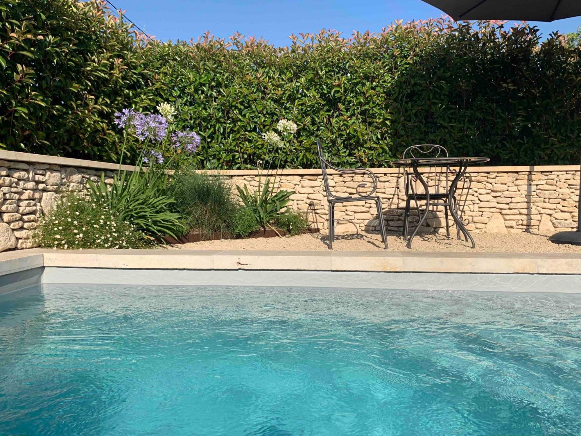 Le Cabanon De Livia Avec Piscine Privee Cucuron